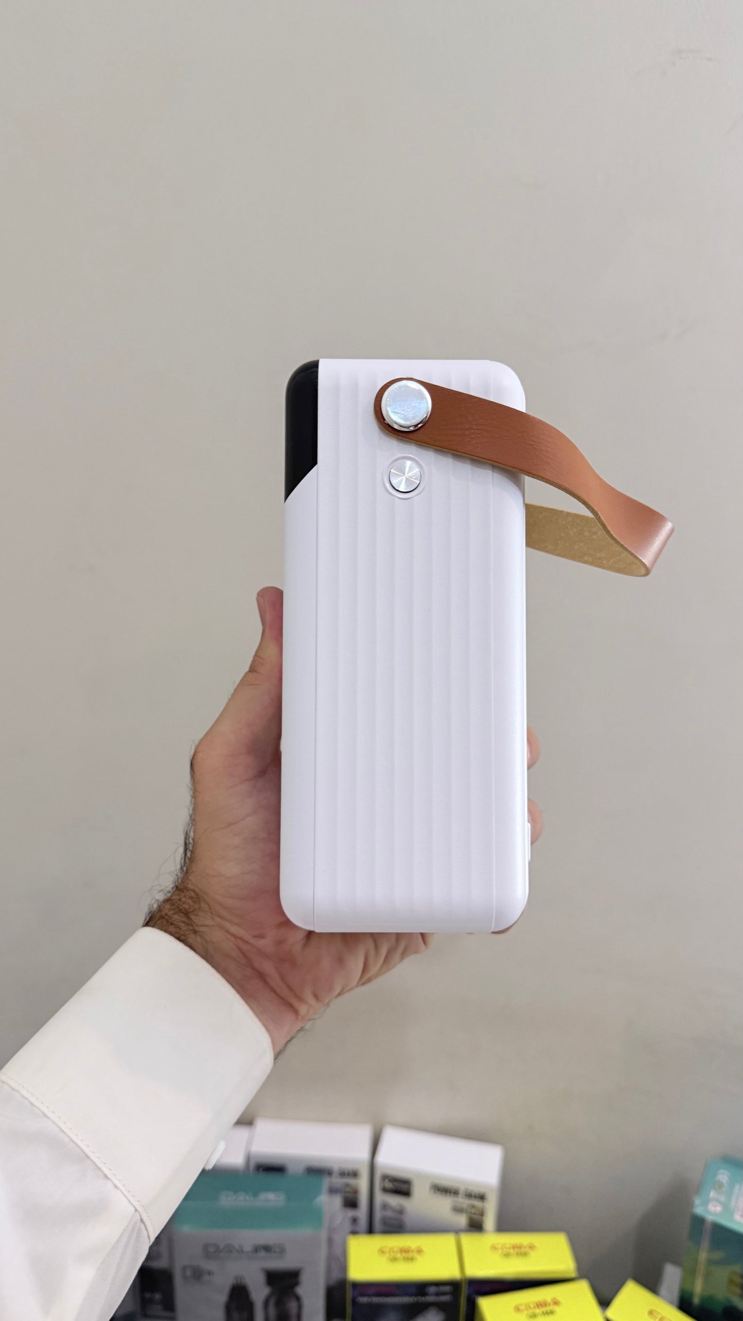 Kamal 1.6 Lac mAh Family Power Bank – Portable Power Station |AwamiImport.com