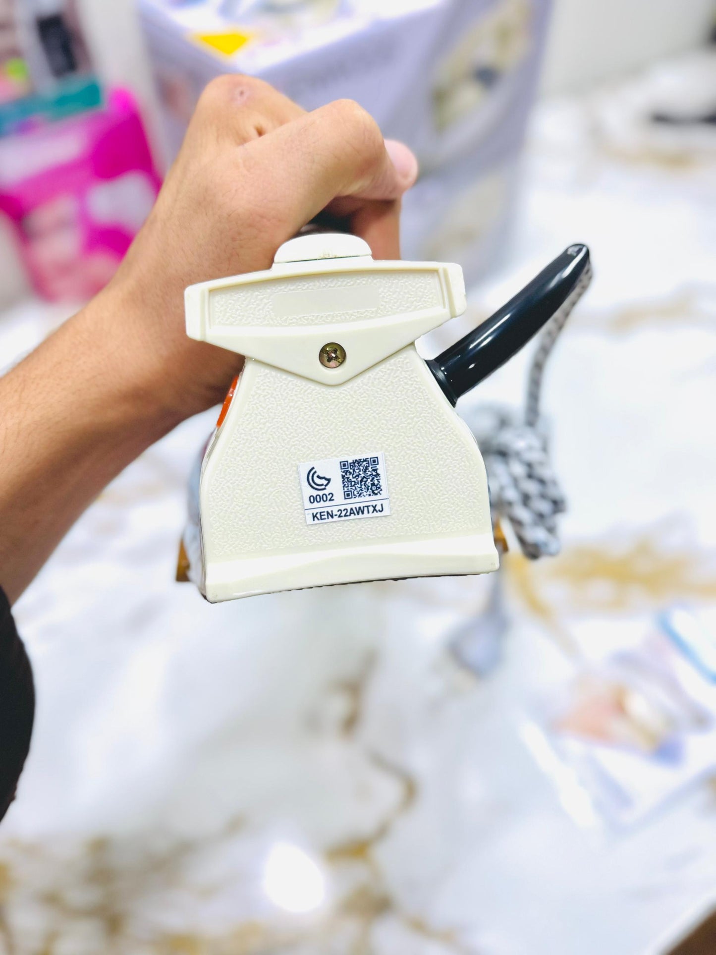 Kenwood non-stick Dry Iron| Gold Sole Plate-1000 W POWER | 1 year warranty