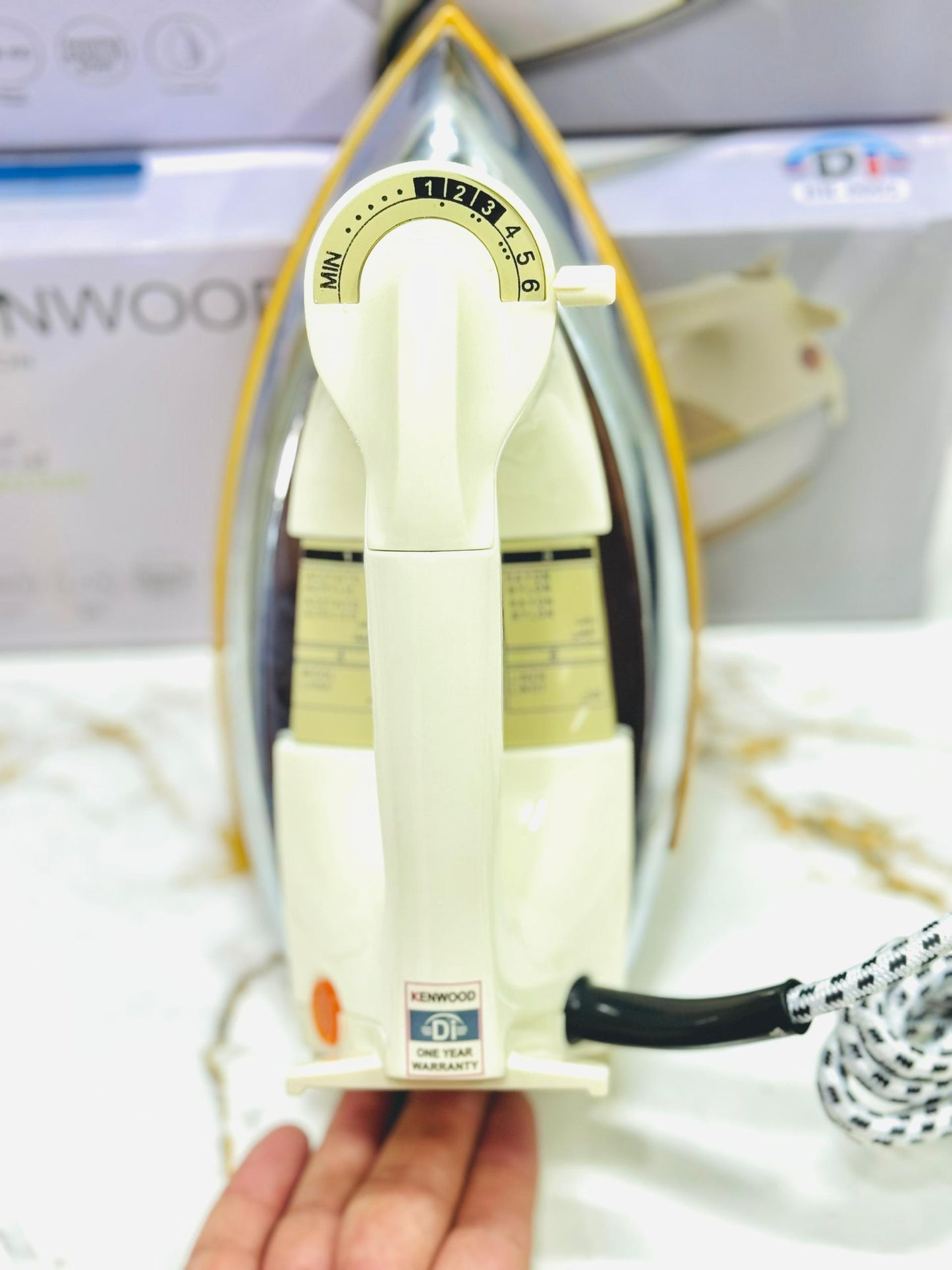 Kenwood non-stick Dry Iron| Gold Sole Plate-1000 W POWER | 1 year warranty