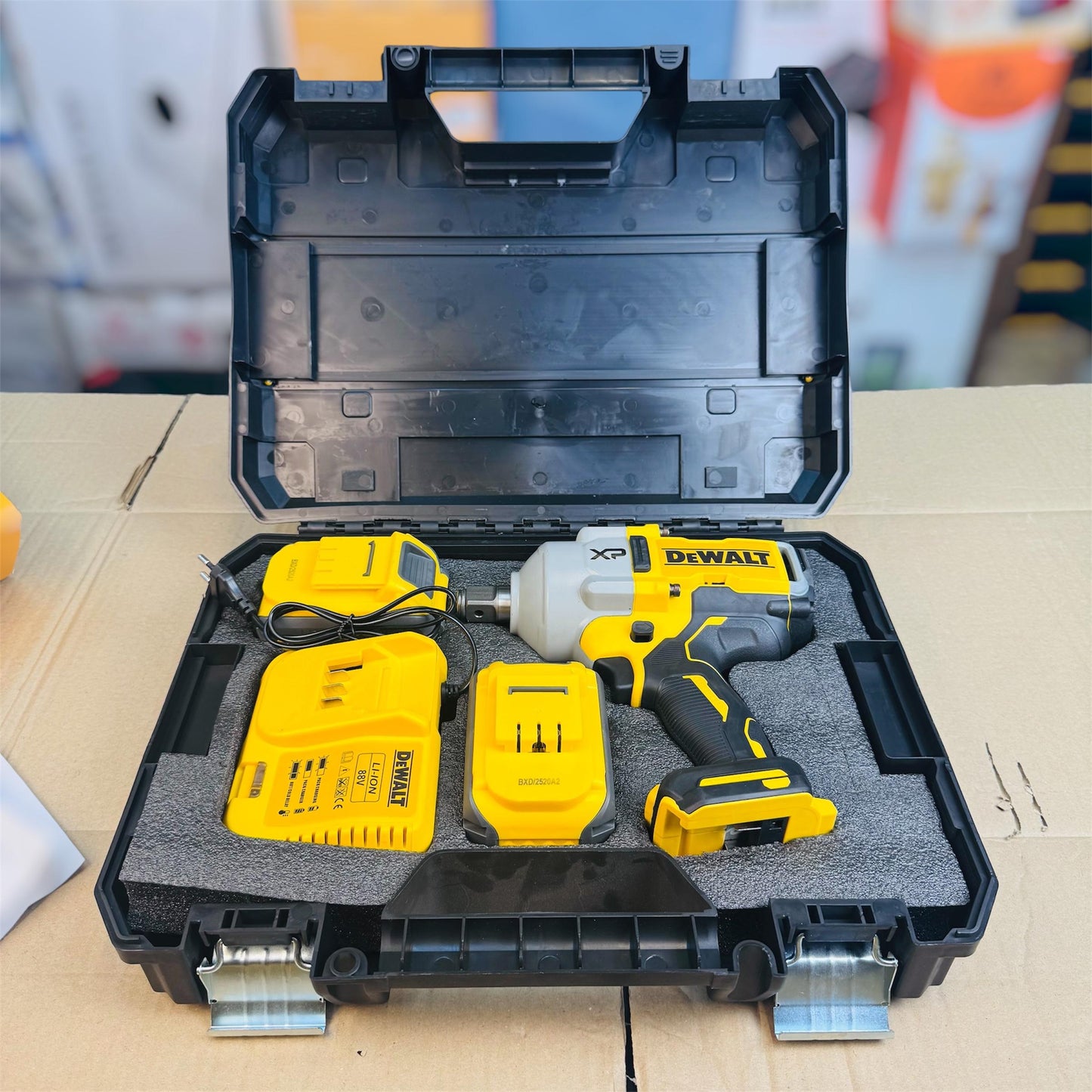 Dewalt-Style Commercial Impact Wrench (DCF961)