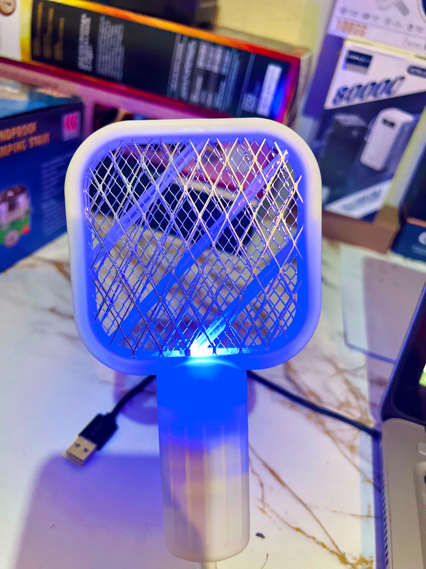 Mosquito Killer Racket Lamp – Pocket Size USB Rechargeable 2-in-1 Device |