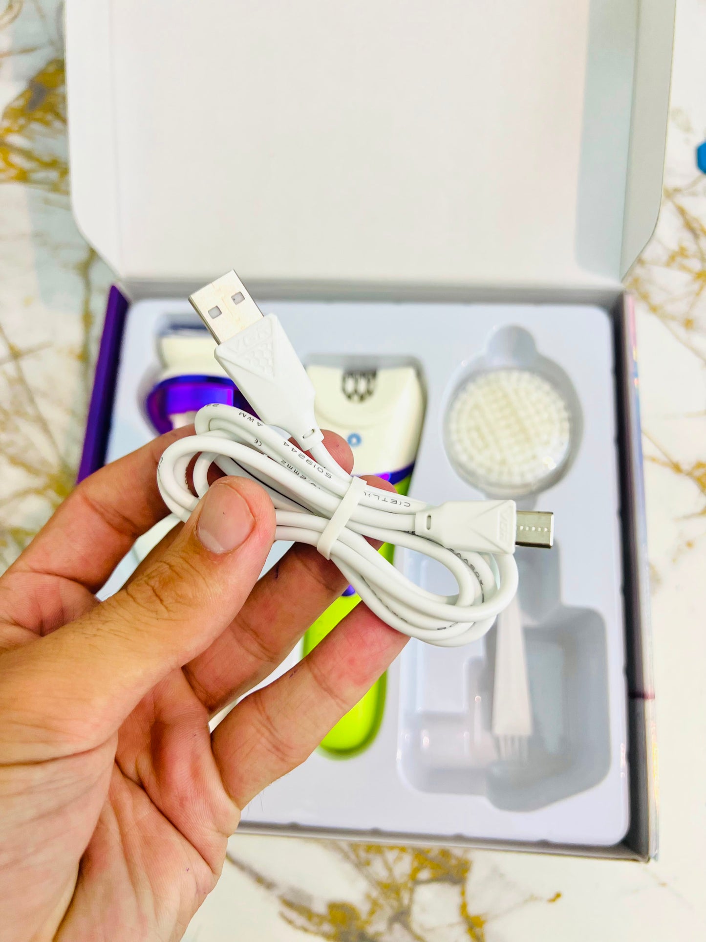 VGR V-759 5-in-1 Women’s Lady Care Grooming Set – Epilator, Facial Cleanser, Callus Remover & Body Trimmer Kit